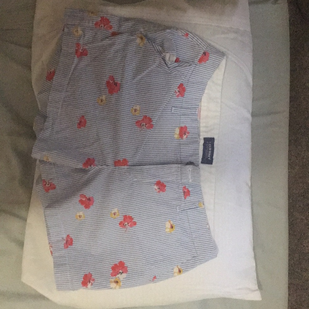 Old Navy shorts